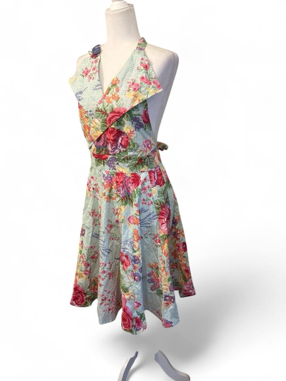 New* April Cornell retro inspired floral apron